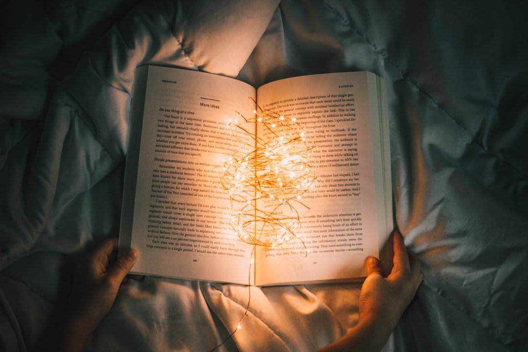 2025’s Joyful Journey: Top AI Tools for Writers